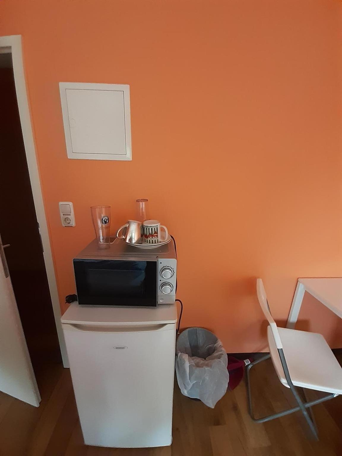 Budget Allach & Tub 19a * München
