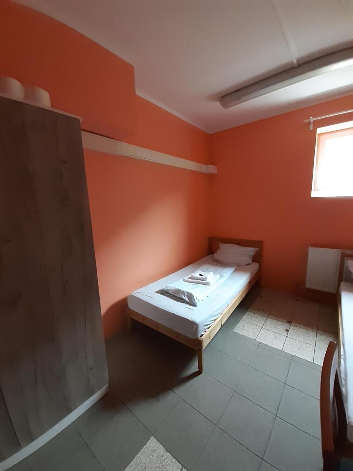 Budget Allach & Tub 19a Hostel