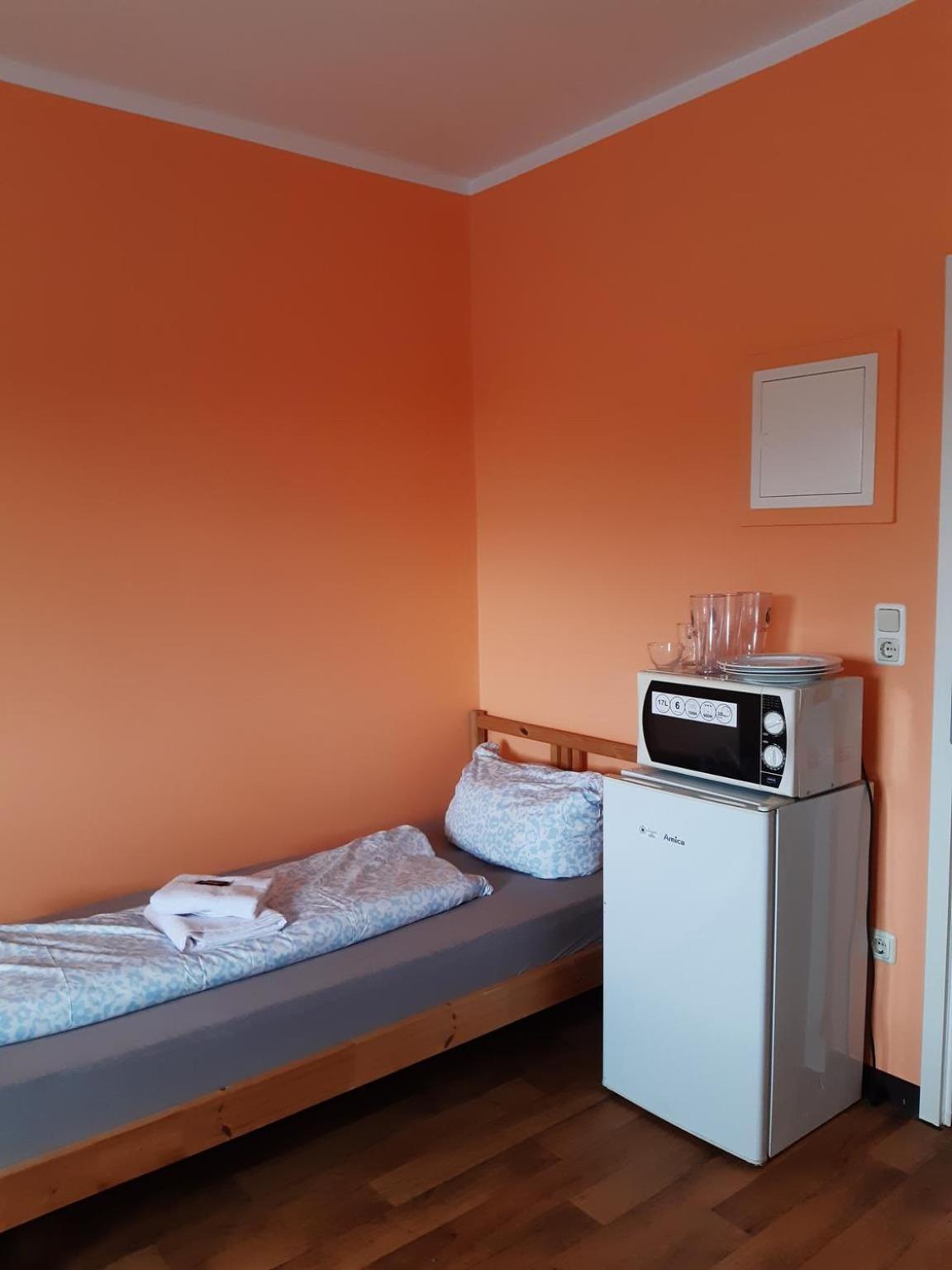 Budget Allach & Tub 19a Hostel *