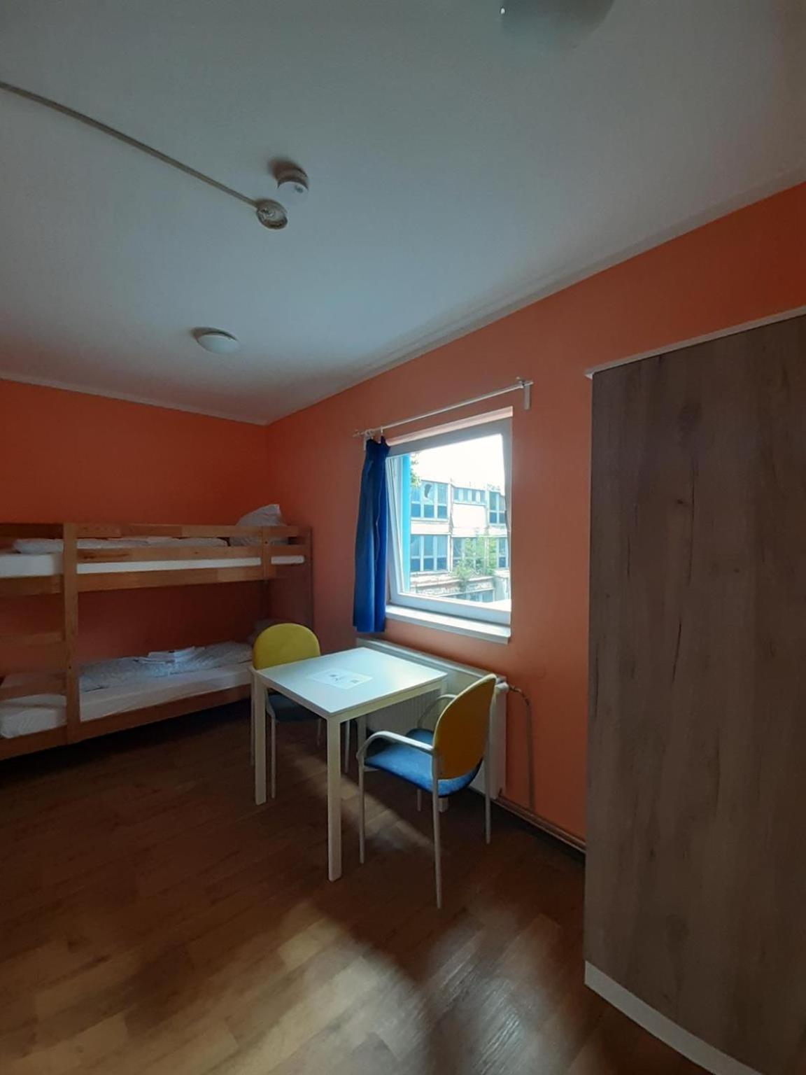 Budget Allach & Tub 19a * München