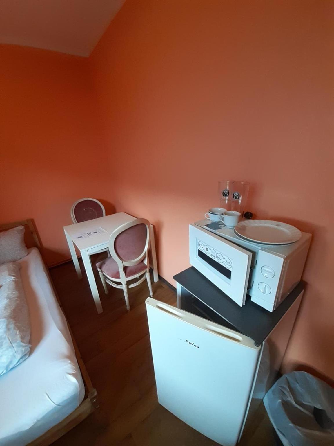 Budget Allach & Tub 19a Hostel *