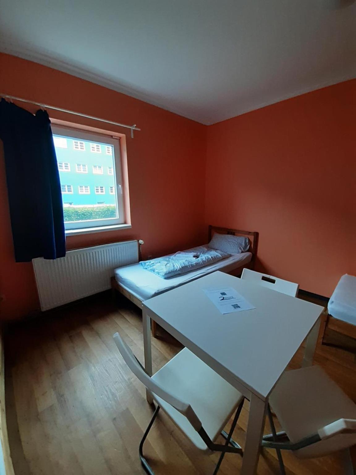 Budget Allach & Tub 19a * München